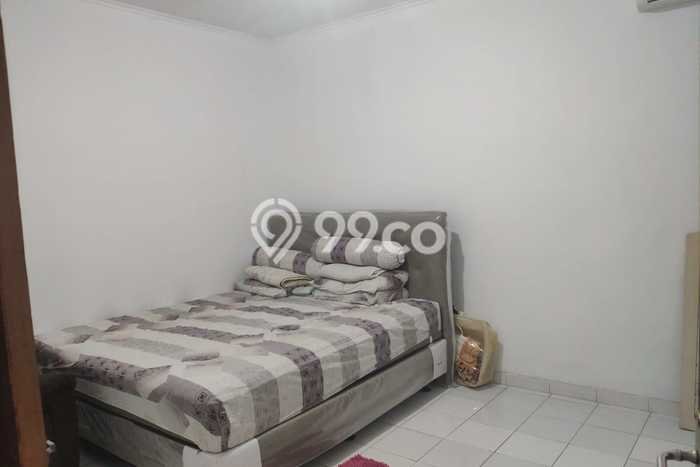 Ready to Use! Premium House LT 168m2 Desain Modern di Semanan Ready to Use! Premium House LT 168m2 Desain Modern di Semanan