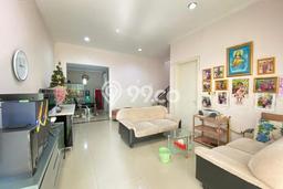Rumah Strategis di Green Lake City, Jakarta Barat, LT 120m2m² Bangunan 180m2m² - HARGA NEGO! Rumah Strategis di Green Lake City, Jakarta Barat, LT 120m2m² Bangunan 180m2m² - HARGA NEGO!