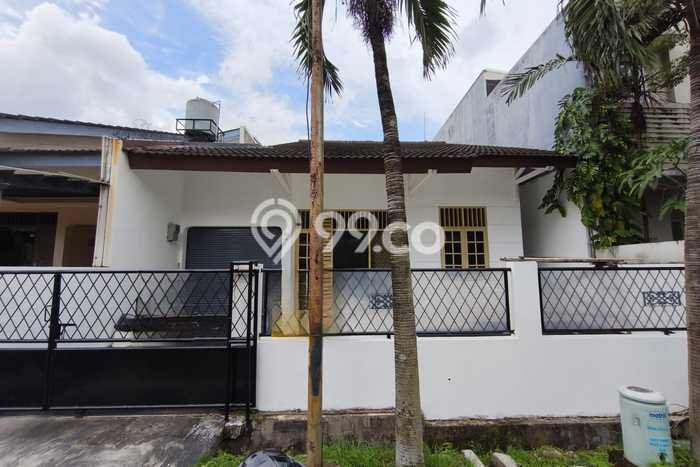 Jarang Ada! Rumah Kontrakan 3 Kamar Bagus Siap Huni Intercon Jarang Ada! Rumah Kontrakan 3 Kamar Bagus Siap Huni Intercon