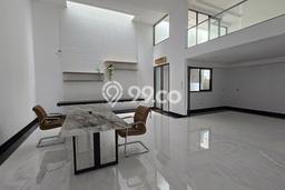 Rumah Mewah LB 500m2 Siap Huni Desain Elegan di Permata Buana, Jakarta Barat Rumah Mewah LB 500m2 Siap Huni Desain Elegan di Permata Buana, Jakarta Barat