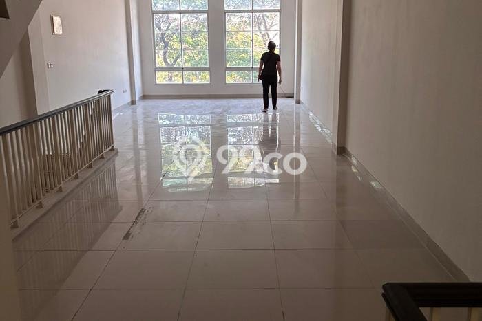 Ruko Dijual Lokasi Emas di Cengkareng Luas 236m2 Ruko Dijual Lokasi Emas di Cengkareng Luas 236m2
