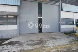 Gudang disewakan di Cibinong Bogor dengan luas bangunan 1200m2 Gudang disewakan di Cibinong Bogor dengan luas bangunan 1200m2