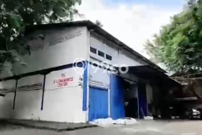 Unit Gudang Disewakan di Daan Mogot di Area Ramai & Strategis Unit Gudang Disewakan di Daan Mogot di Area Ramai & Strategis