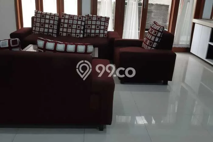 Sewa Rumah Murah di Setra Duta Bandung dengan 4 KT Sewa Rumah Murah di Setra Duta Bandung dengan 4 KT