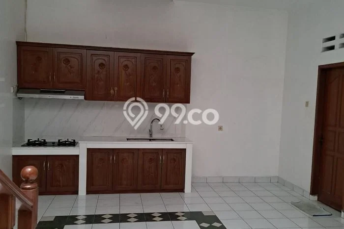 DREAM HOME! Rumah di Geger Kalong, 4 KT, Bebas Banjir, Luas 160m2m² Bangunan 240m2m² DREAM HOME! Rumah di Geger Kalong, 4 KT, Bebas Banjir, Luas 160m2m² Bangunan 240m2m²