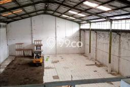 Gudang Disewa di Bandung dengan LB 660m2 Area Komersial Ramai Gudang Disewa di Bandung dengan LB 660m2 Area Komersial Ramai
