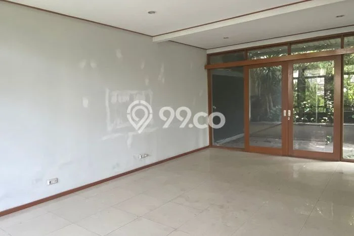 Disewakan Rumah Harga Terjangkau di Setra Duta Bandung dengan 4 Kamar Tidur Disewakan Rumah Harga Terjangkau di Setra Duta Bandung dengan 4 Kamar Tidur
