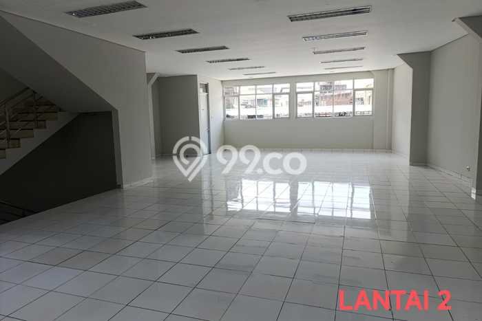 Disewakan Ruko di Kawasan Ramai Pungkur Luas 750m2 Disewakan Ruko di Kawasan Ramai Pungkur Luas 750m2