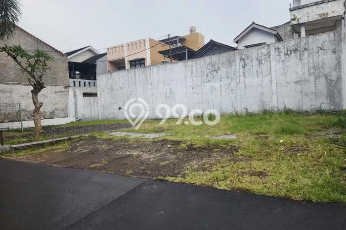 Disewakan Gudang di Kawasan Ramai Cimahi Luas 650m2 Disewakan Gudang di Kawasan Ramai Cimahi Luas 650m2