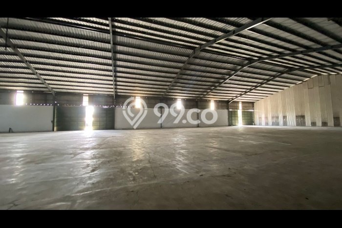 Gudang Disewa di Bandung dengan LB 1500m2 Area Komersial Ramai Gudang Disewa di Bandung dengan LB 1500m2 Area Komersial Ramai