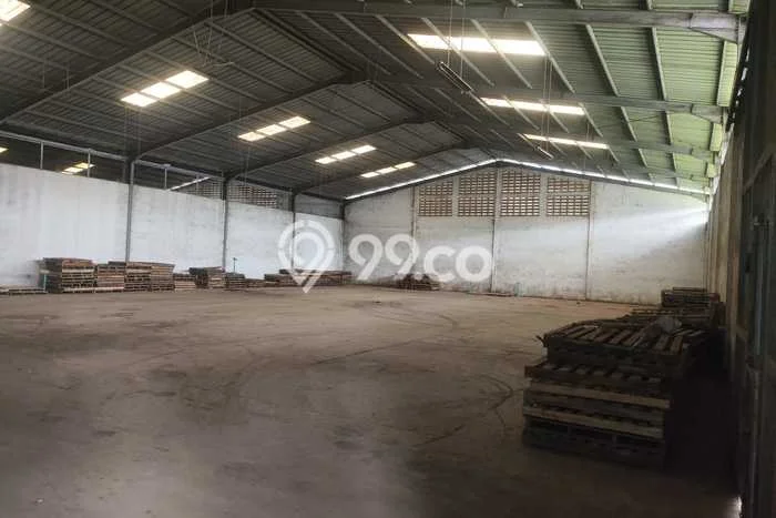Disewakan Gudang komersial di Padalarang luas bangunan 4048m2 Disewakan Gudang komersial di Padalarang luas bangunan 4048m2