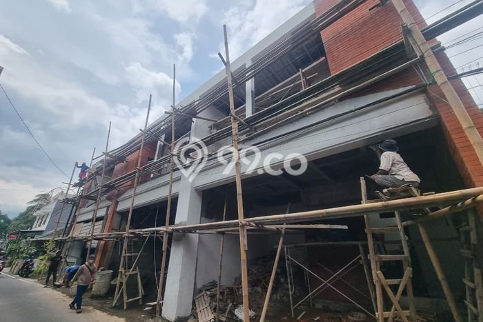 Kost Dijual di Soekarno Hatta dengan 10 KT dan Luas 160m2 Kost Dijual di Soekarno Hatta dengan 10 KT dan Luas 160m2