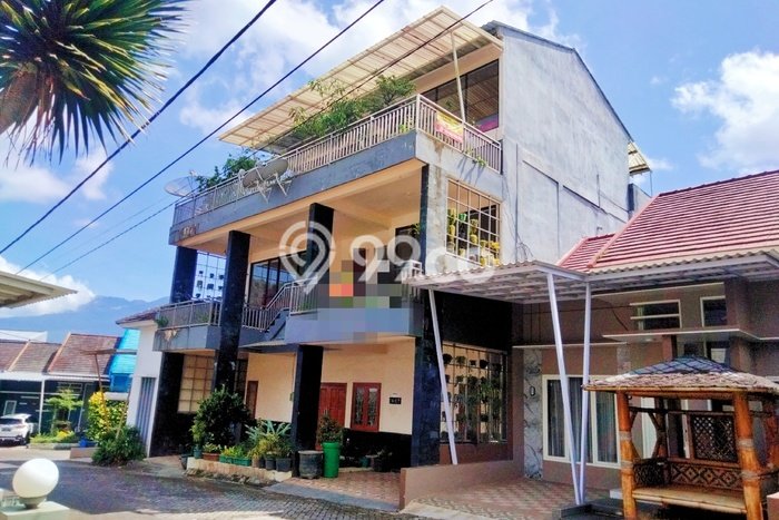 Rumah Luxury Modern Siap Huni di Batu Malang Rumah Luxury Modern Siap Huni di Batu Malang