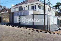 Rumah Luxury Modern Tanpa Renovasi di Dieng Tidar Malang Rumah Luxury Modern Tanpa Renovasi di Dieng Tidar Malang