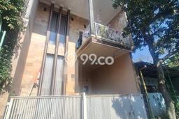 Rumah Modern 2 KT di Dinoyo Malang Semi Furnished Rumah Modern 2 KT di Dinoyo Malang Semi Furnished