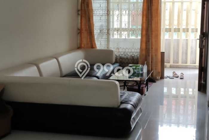 Dijual Rumah 4 Kamar Lokasi Ideal Nyaman dan Strategis di Tambaksari Dijual Rumah 4 Kamar Lokasi Ideal Nyaman dan Strategis di Tambaksari