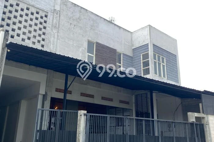 Dijual Kost di Kawasan Pakis, Malang, Spesifikasi 35 KT, 37 KM, 1850m2 Dijual Kost di Kawasan Pakis, Malang, Spesifikasi 35 KT, 37 KM, 1850m2