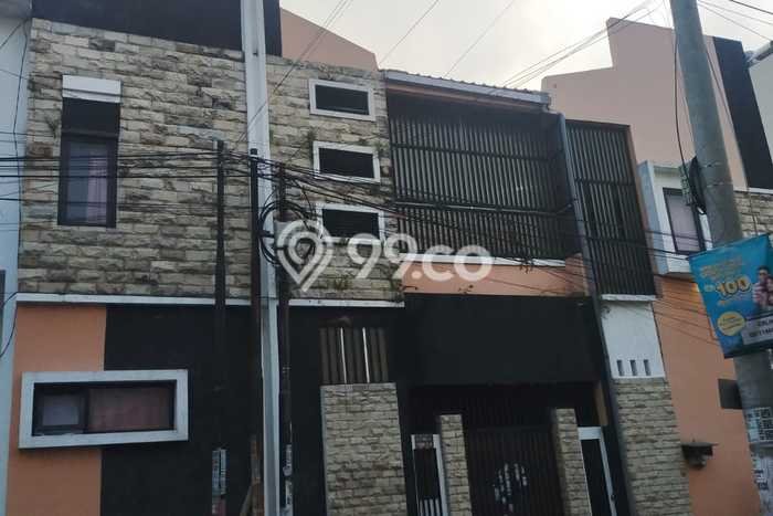 Rumah Kost Dijual di Lowokwaru, Malang, Spesifikasi 10 KT, 10 KM, 180m2 Rumah Kost Dijual di Lowokwaru, Malang, Spesifikasi 10 KT, 10 KM, 180m2