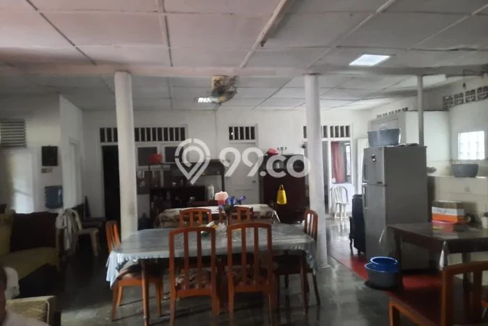 Hunian Eksklusif Siap Huni LT 424m2 di Senen, Jakarta Pusat Hunian Eksklusif Siap Huni LT 424m2 di Senen, Jakarta Pusat