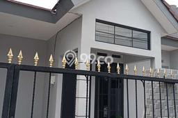 Rumah Modern Cantik 3 Kamar Siap Huni di Serpong Rumah Modern Cantik 3 Kamar Siap Huni di Serpong