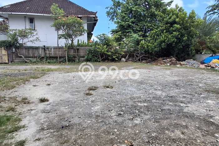 AREA FOR RENT! Tanah di Canggu, Luas 600m², Lokasi Bisnis AREA FOR RENT! Tanah di Canggu, Luas 600m², Lokasi Bisnis