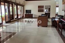 Disewakan! Rumah 3 Kamar Tidur &
4 Kamar Mandi di Nusa Dua, Badung Disewakan! Rumah 3 Kamar Tidur &
4 Kamar Mandi di Nusa Dua, Badung