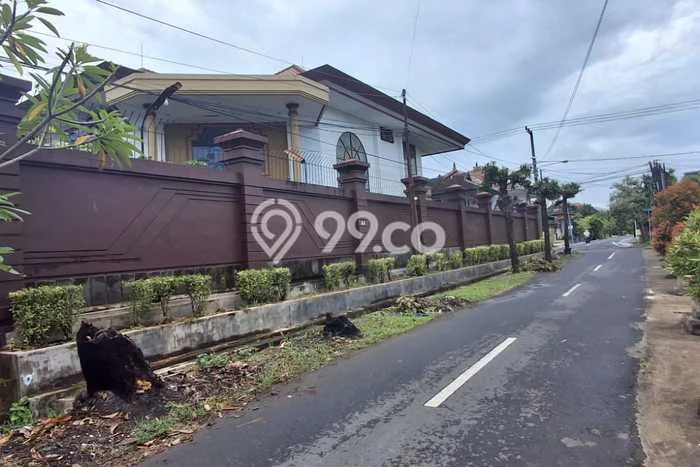 Rumah Luxury Modern Siap Huni di Gatot Subroto Denpasar Rumah Luxury Modern Siap Huni di Gatot Subroto Denpasar