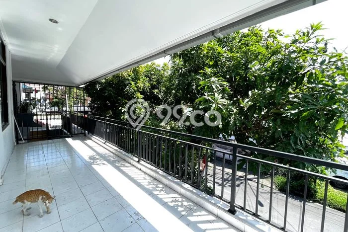 Lokasi terbaik! Rumah siap huni dikontrakkan di Denpasar Barat LB 200m2 Lokasi terbaik! Rumah siap huni dikontrakkan di Denpasar Barat LB 200m2