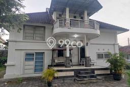 Disewakan! Rumah 3 Kamar Tidur &
3 Kamar Mandi di Legian, Badung Disewakan! Rumah 3 Kamar Tidur &
3 Kamar Mandi di Legian, Badung