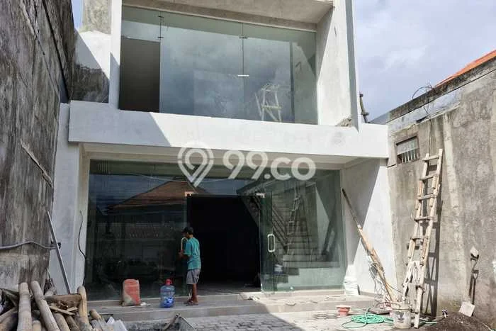 Ruko Disewakan Kawasan Padangsambian , Luas 180m², Area Premium, Ready Bisnis Ruko Disewakan Kawasan Padangsambian , Luas 180m², Area Premium, Ready Bisnis