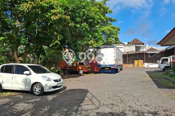 Unit Gudang Dijual di Blahbatuh Gianyar Luas Bangunan 850m2 Unit Gudang Dijual di Blahbatuh Gianyar Luas Bangunan 850m2