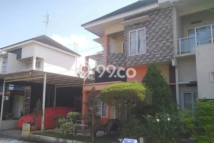 Rumah Strategis Modern Lb 120m2 di Marpoyan Damai, Pekanbaru Rumah Strategis Modern Lb 120m2 di Marpoyan Damai, Pekanbaru
