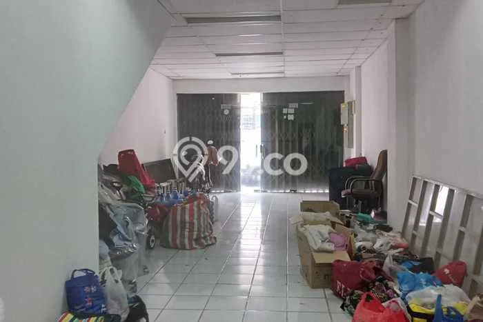 Ruko untuk Disewa di Pusat Batam Luas Bangunan 225m2 Ruko untuk Disewa di Pusat Batam Luas Bangunan 225m2
