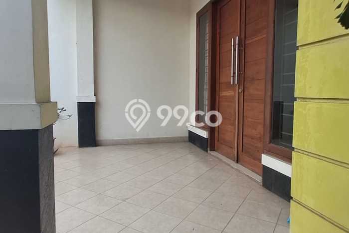 LISTING BARU! Rumah di Pangkalan Jati, Ready, 2 KM, Dekat Pangkalan Jati, Depok, Depok, LT 240m² LB 120m² LISTING BARU! Rumah di Pangkalan Jati, Ready, 2 KM, Dekat Pangkalan Jati, Depok, Depok, LT 240m² LB 120m²