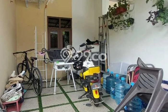 Lokasi terbaik! Rumah siap pakai disewakan di Sawangan LB 98m2 Lokasi terbaik! Rumah siap pakai disewakan di Sawangan LB 98m2