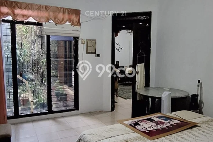 For Sale! Luxury House LT 241m2 Desain Elegan di Tegallega For Sale! Luxury House LT 241m2 Desain Elegan di Tegallega
