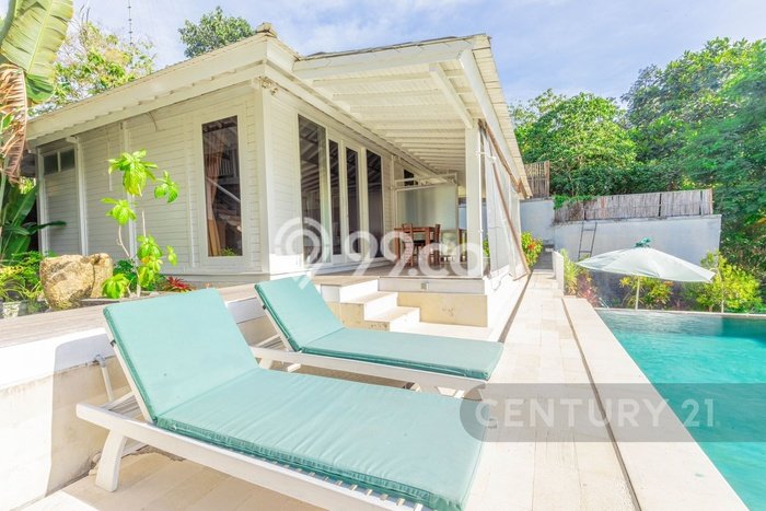 Rumah Strategis di Blahbatuh, Gianyar, LT 1020m² Bangunan 500m² - HARGA NEGO! Rumah Strategis di Blahbatuh, Gianyar, LT 1020m² Bangunan 500m² - HARGA NEGO!