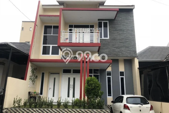 Jual Rumah Bagus Siap Huni LB 180m2 di Cibinong, Bogor Jual Rumah Bagus Siap Huni LB 180m2 di Cibinong, Bogor