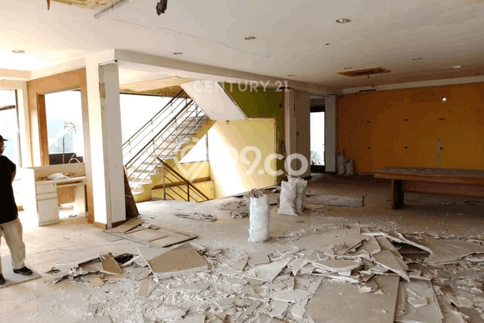 Dijual! Kantor di Kalibata Jakarta Selatan LT 208m2 / LB 661m2 Kawasan Bisnis Dijual! Kantor di Kalibata Jakarta Selatan LT 208m2 / LB 661m2 Kawasan Bisnis