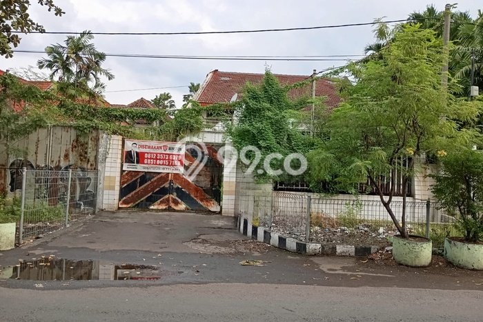 Disewakan Rumah Konsep Minimalis di Sawahan Surabaya dengan 3 Kamar Disewakan Rumah Konsep Minimalis di Sawahan Surabaya dengan 3 Kamar