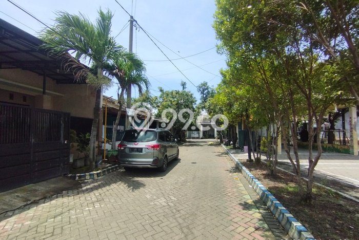 For Sale Rumah 1 Kamar Lokasi Ideal Nyaman dan Strategis di Sidoarjo For Sale Rumah 1 Kamar Lokasi Ideal Nyaman dan Strategis di Sidoarjo