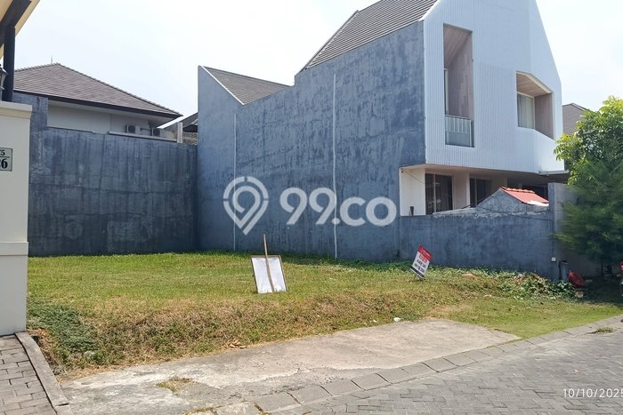 Tanah Dijual Area Strategis di Graha Surabaya 240m2 Tanah Dijual Area Strategis di Graha Surabaya 240m2