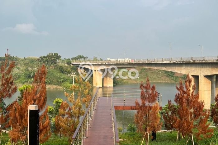 Tanah Dijual Area Strategis di Kota Baru Parahyangan Bandung 220m2 Tanah Dijual Area Strategis di Kota Baru Parahyangan Bandung 220m2