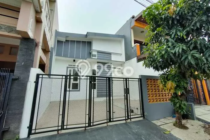 Rumah Modern Cantik 3 KT Bisa Langsung Pindah di Bekasi Timur Rumah Modern Cantik 3 KT Bisa Langsung Pindah di Bekasi Timur