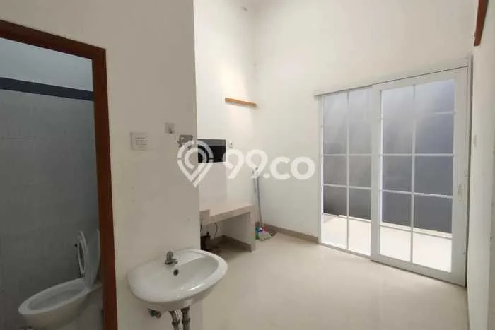 Rumah Modern Cantik 3 KT Bisa Langsung Pindah di Bekasi Timur Rumah Modern Cantik 3 KT Bisa Langsung Pindah di Bekasi Timur