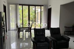 Disewakan Rumah Murah di Kota Baru Parahyangan Bandung Punya 4 KT Disewakan Rumah Murah di Kota Baru Parahyangan Bandung Punya 4 KT