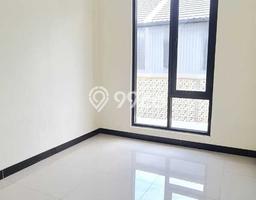 Rumah Luas Asri 4 KT Siap Huni di Taman Kopo Indah Bandung Rumah Luas Asri 4 KT Siap Huni di Taman Kopo Indah Bandung