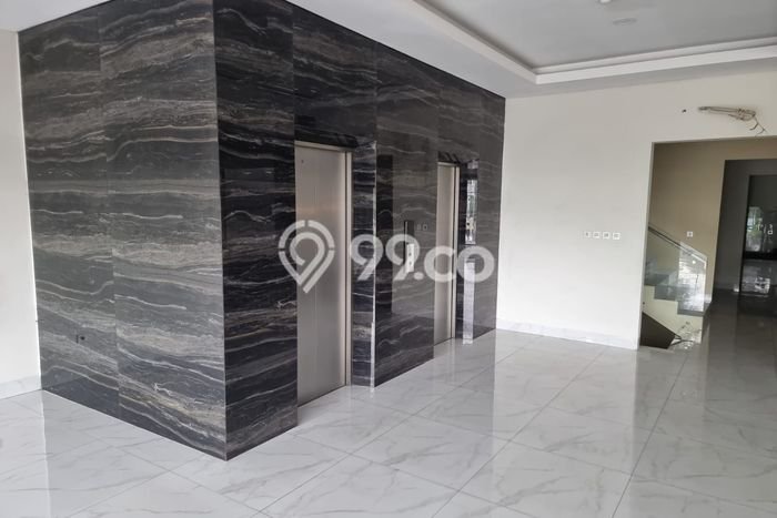 Kantor Dijual di Prime Area Jakarta Selatan Luas 4000m2 Kantor Dijual di Prime Area Jakarta Selatan Luas 4000m2