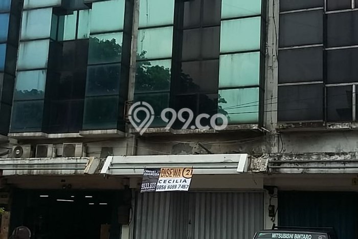 Ruko untuk Disewa di Pusat Tangerang Luas Bangunan 227m2 Ruko untuk Disewa di Pusat Tangerang Luas Bangunan 227m2