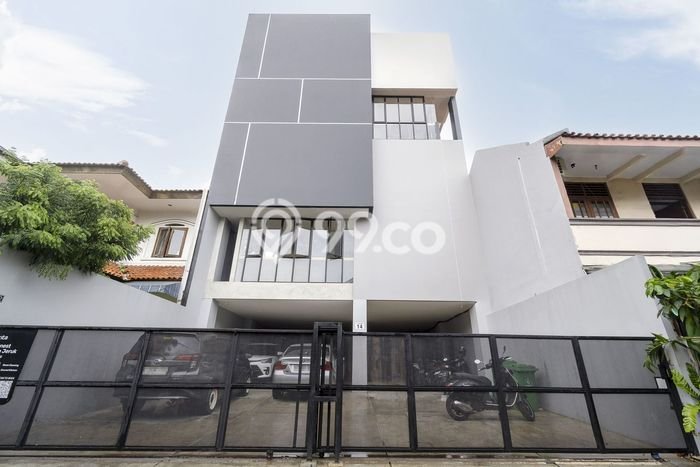 Kost Dijual di Kemanggisan dengan 70 KT dan Luas 335m2 Kost Dijual di Kemanggisan dengan 70 KT dan Luas 335m2